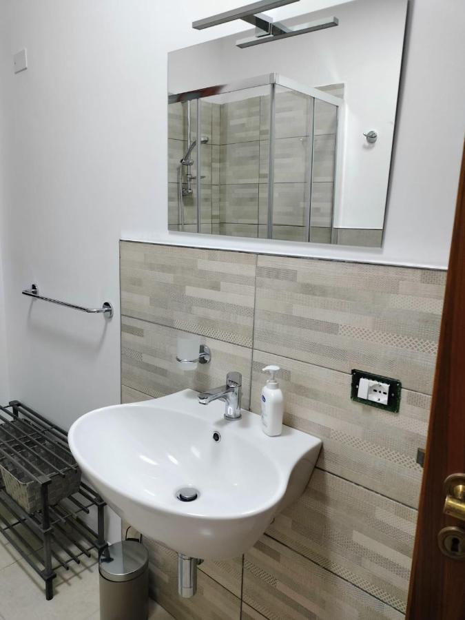Villa Letizia Rooms & Apartments Noto Luaran gambar
