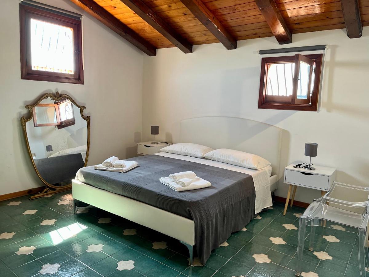 Villa Letizia Rooms & Apartments Noto Luaran gambar