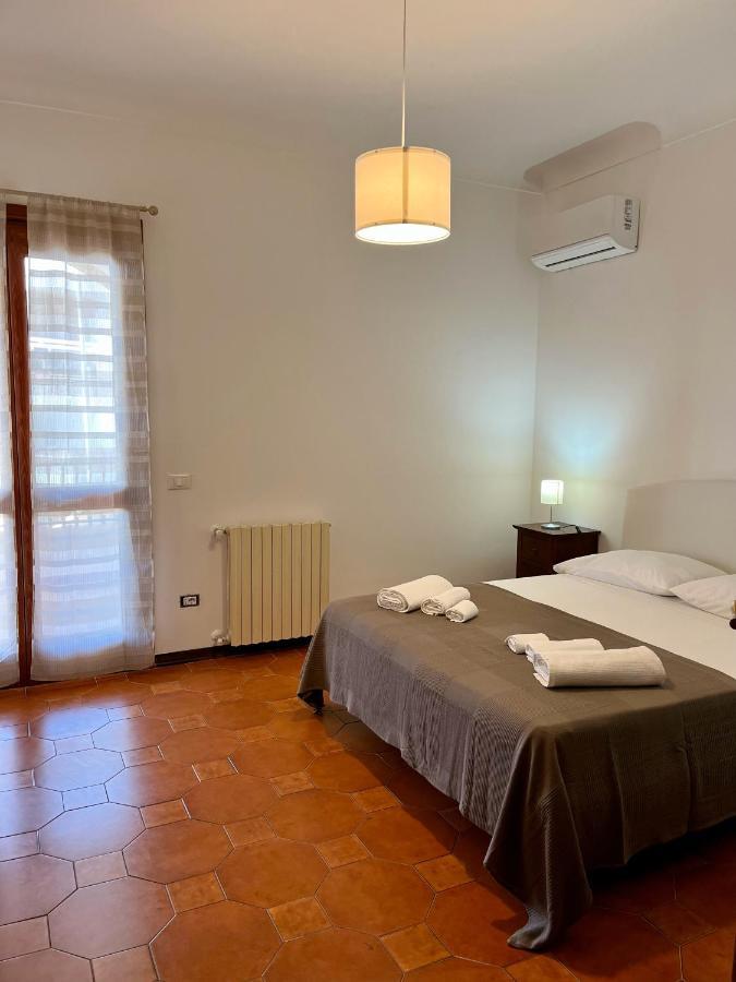 Villa Letizia Rooms & Apartments Noto Luaran gambar